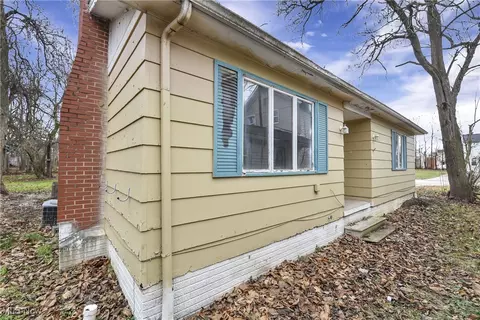 Other - 334 16th St, Elyria, OH 44035 photo 3 of 11