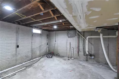 Other - 334 16th St, Elyria, OH 44035 photo 6 of 11