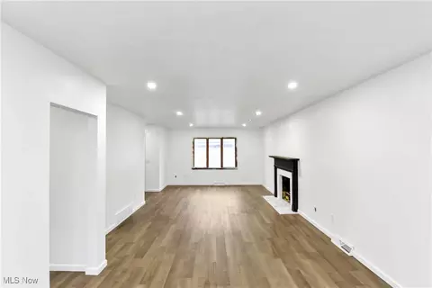 Living - 334 16th St, Elyria, OH 44035 photo 9 of 9