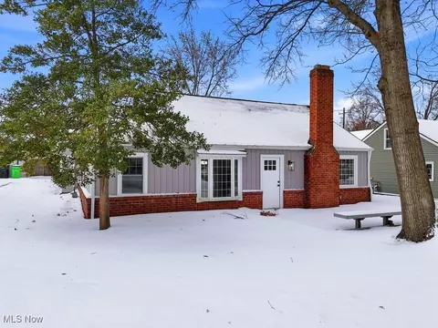4002 Lancaster Rd, South Euclid, OH 44121