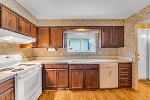 6470 State Rd #K5, Parma, OH 44134 photo 10
