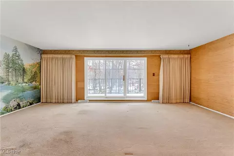 6470 State Rd #K5, Parma, OH 44134 photo 3