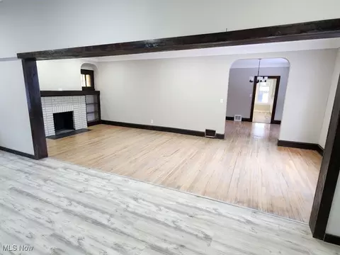 Living - 4601 E Sprague Rd, Independence, OH 44131 photo 1 of 13