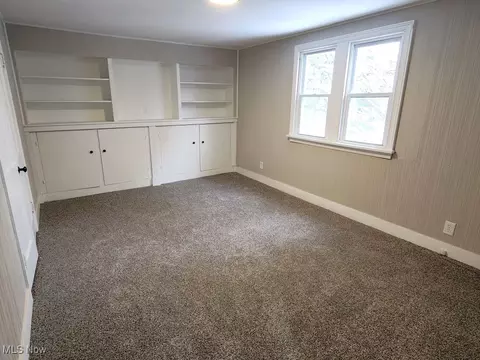 Bedroom - 4601 E Sprague Rd, Independence, OH 44131 photo 2 of 5