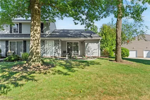 4910 Independence Cir #D, Stow, OH 44224