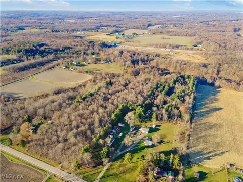 7761 State Route 303, Windham, OH 44288