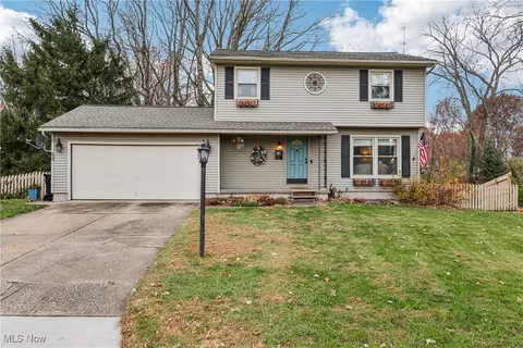 4611 Kingsley Cir W, Sandusky, OH 44870