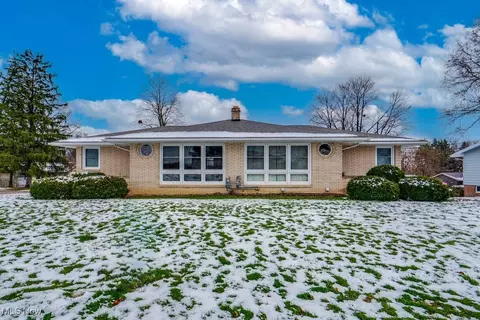 112 Greenwood Ave, Rittman, OH 44270