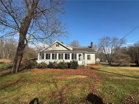 5450 Park Rd, Leavittsburg, OH 44430