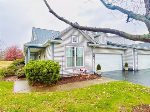 2148 Southampton Ln, Avon, OH 44011