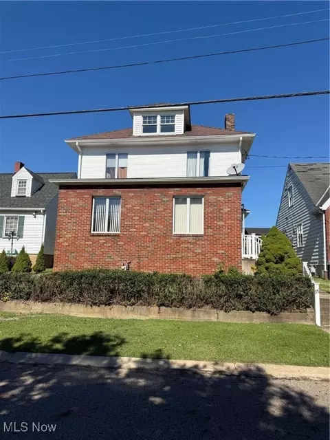 207 Summit Ave, Mingo Junction, OH 43938
