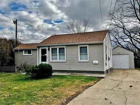 114 29th St SW, Canton, OH 44706