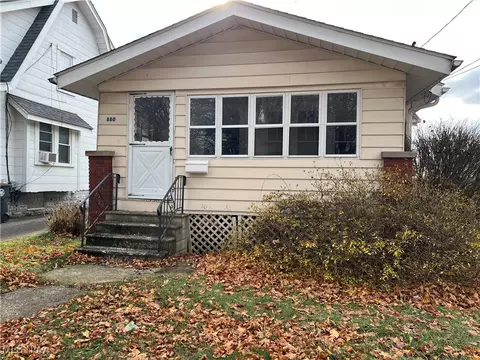 880 Jason Ave, Akron, OH 44314