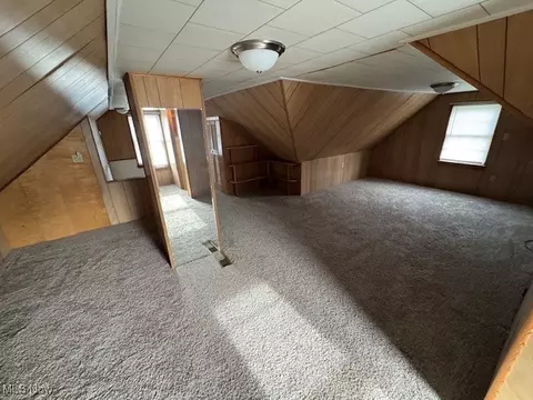 Bedroom - 4712 Willoughcroft Rd, Willoughby, OH 44094 photo 1 of 1