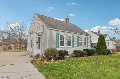 244 E Catawba Ave, Akron, OH 44301