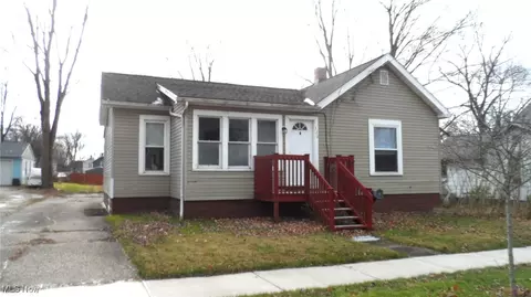 320 Harris St, Kent, OH 44240