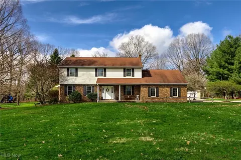 13752 Columbiana Canfield Rd, Columbiana, OH 44408