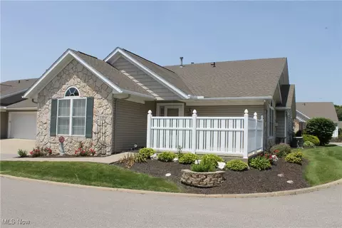 2447 Wetherington Ln #130, Wooster, OH 44691