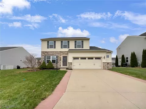3105 Sterling Lake Dr, Medina, OH 44256