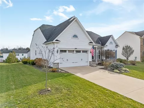 6684 Leestone Ave NE, Canton, OH 44721