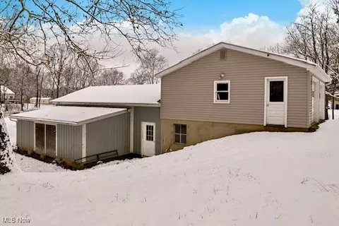 3064 Diamond St NE, Canton, OH 44721 photo 4