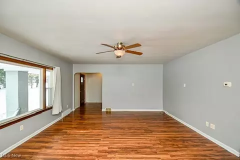 3064 Diamond St NE, Canton, OH 44721 photo 11
