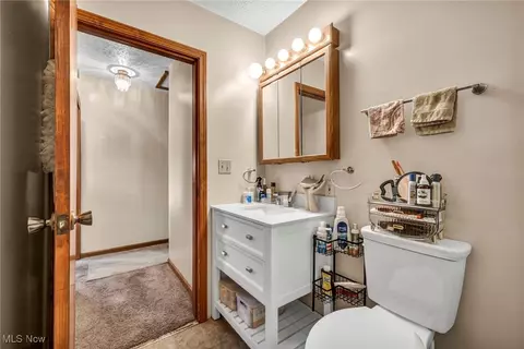 2208 Willowrow Ave NE, Canton, OH 44705 photo 17
