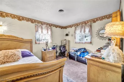 2208 Willowrow Ave NE, Canton, OH 44705 photo 18