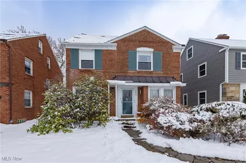 3655 Strathavon Rd, Cleveland, OH 44120