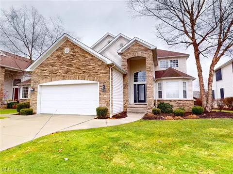 261 Burwick Rd, Cleveland, OH 44143