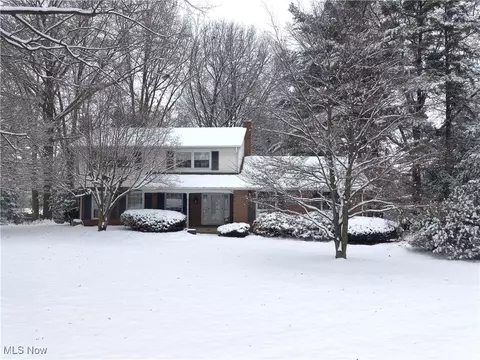 1251 Salway Ave SW, North Canton, OH 44720