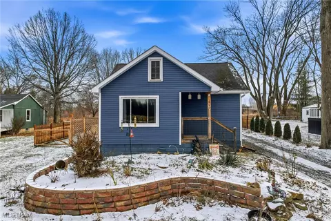 600 Braceville Robinson Rd NW, Newton Falls, OH 44444
