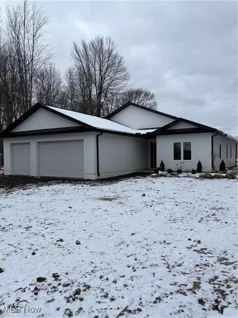 574 573 Thrush Dr, Roaming Shores, OH 44084