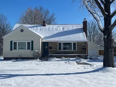 1789 Clague Rd, Westlake, OH 44145
