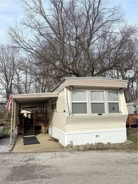 2333 Ivy Way NE, Canton, OH 44705