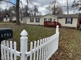 3791 Selnik Rd, Kent, OH 44240