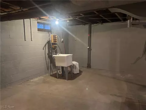 Other - 1633 Everett Ave, Youngstown, OH 44514 photo 4 of 9