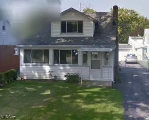 762 E 349th St, Eastlake, OH 44095