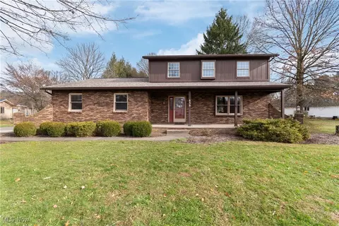 839 Skyside Dr, Clinton, OH 44216