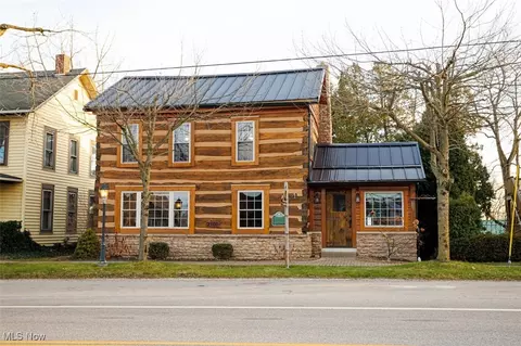 2100 Main St, Winesburg, OH 44690