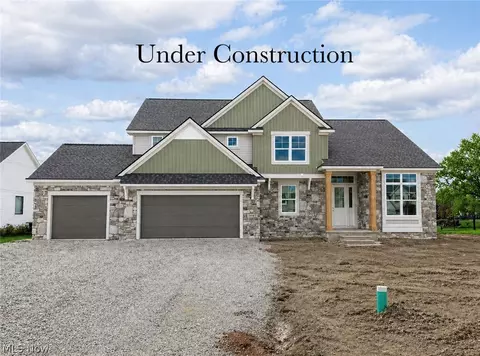 3414 Mass Dr, Avon, OH 44011