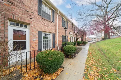1242 Culpepper Dr, Akron, OH 44313