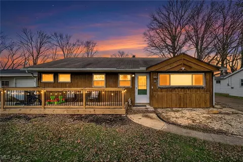 113 Coronado Ct, Elyria, OH 44035