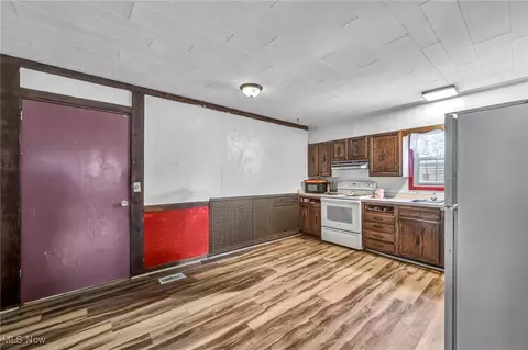 Entry Way - 113 Coronado Ct, Elyria, OH 44035 photo 1 of 1