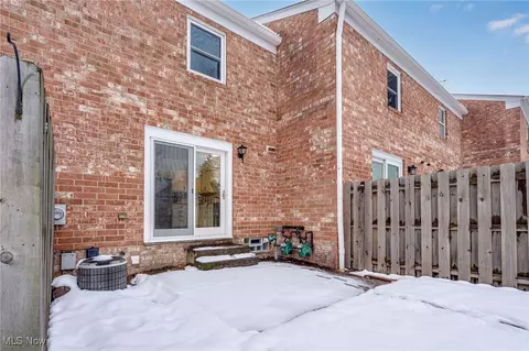 37366 Euclid Ave, Willoughby, OH 44094 photo 33