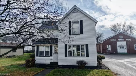 322 E 4th St, Dover, OH 44622