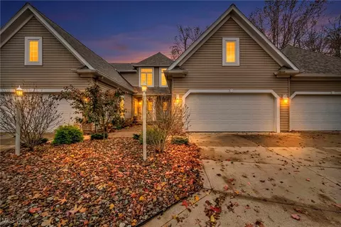 30257 Center Ridge Rd, Westlake, OH 44145