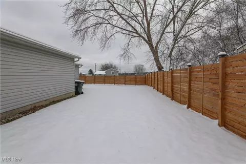 Exterior - 9102 Store Dr, Windham, OH 44288 photo 6 of 8