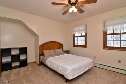 Bedroom - 3302 S Ridge Rd E, Ashtabula, OH 44004 photo 4 of 4