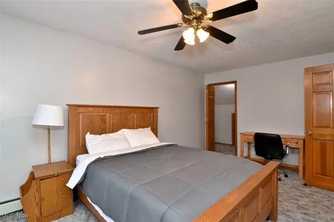 Bedroom - 3302 S Ridge Rd E, Ashtabula, OH 44004 photo 3 of 4
